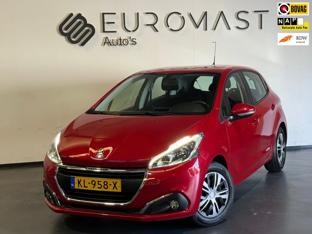 Peugeot 208 (2016) — foto 1
