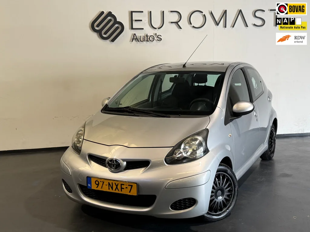 Toyota Aygo (2010) — foto 1