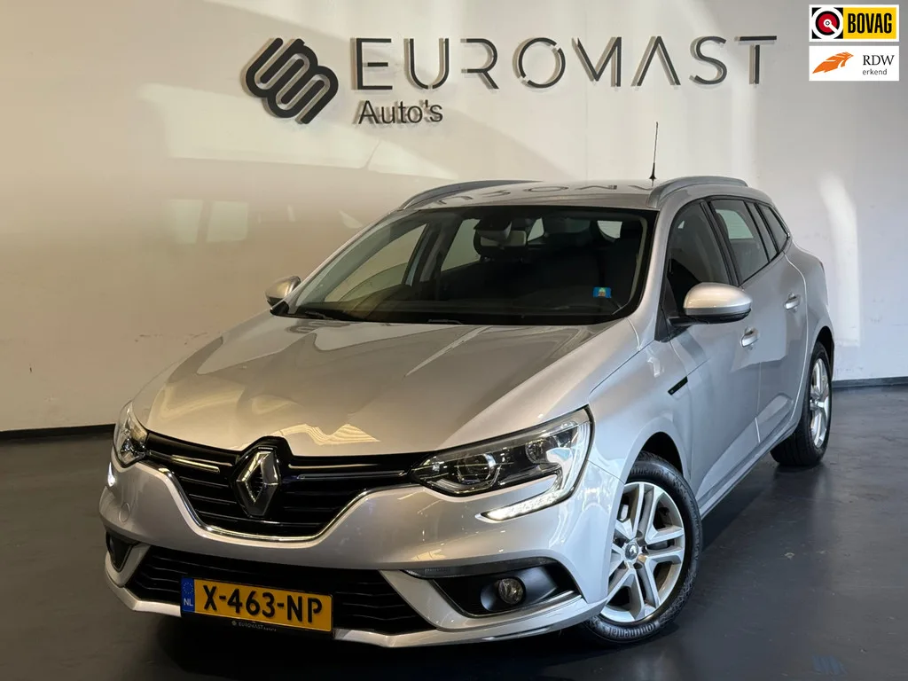 Renault Mégane (2016) — foto 1