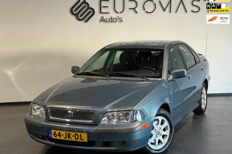 Volvo S40 (2002)