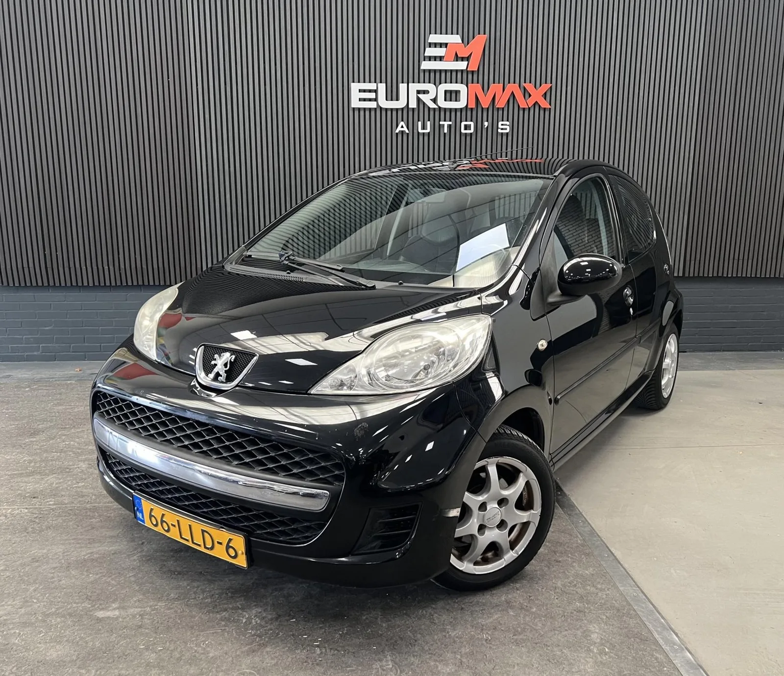 Peugeot 107 (2010) — foto 1