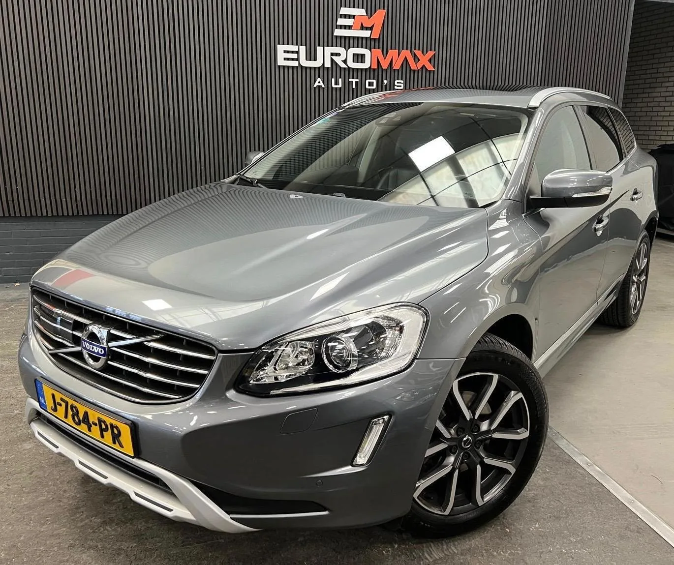 Volvo XC60 (2018) — foto 1