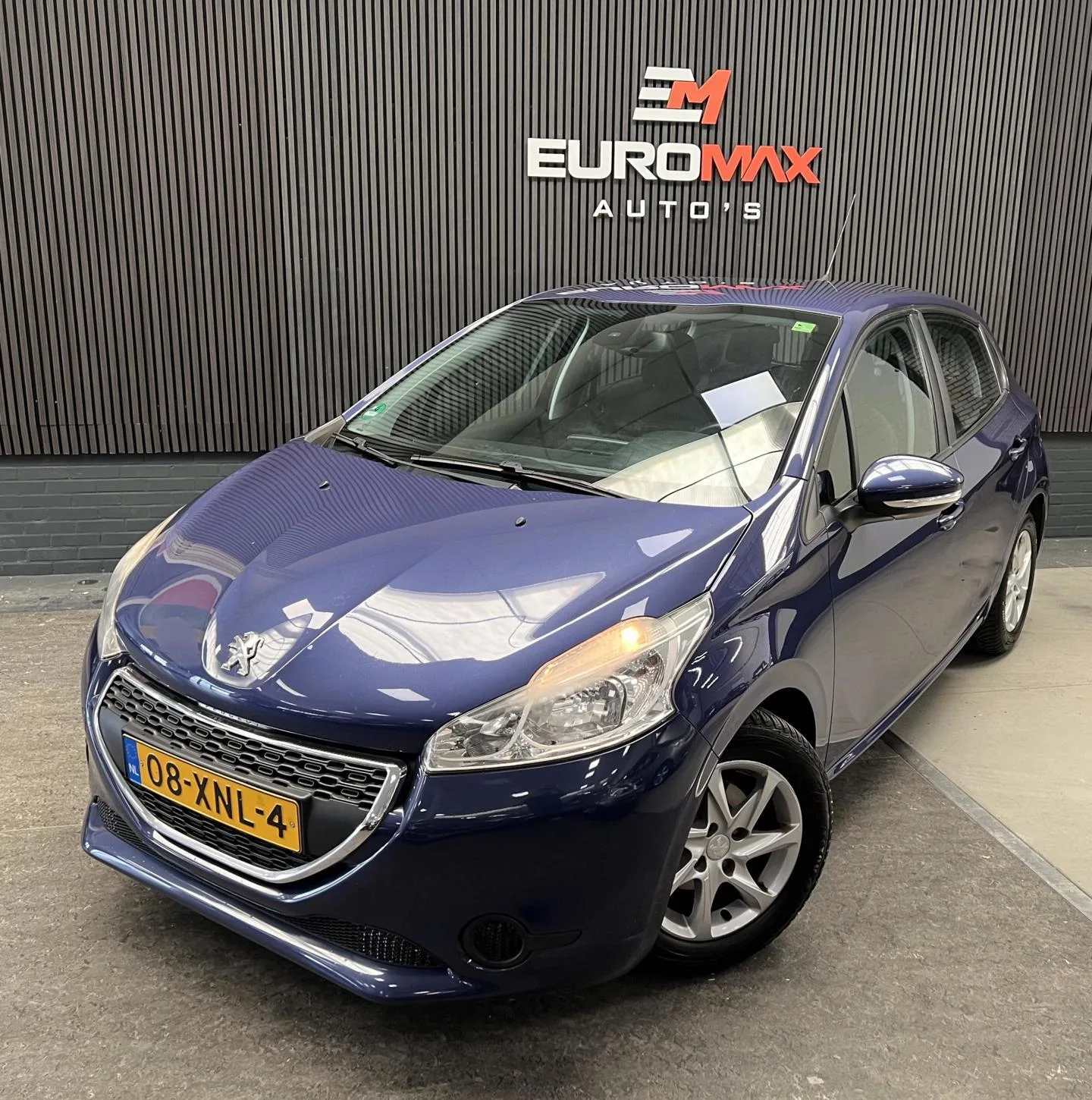 Peugeot 208 (2012) — foto 1