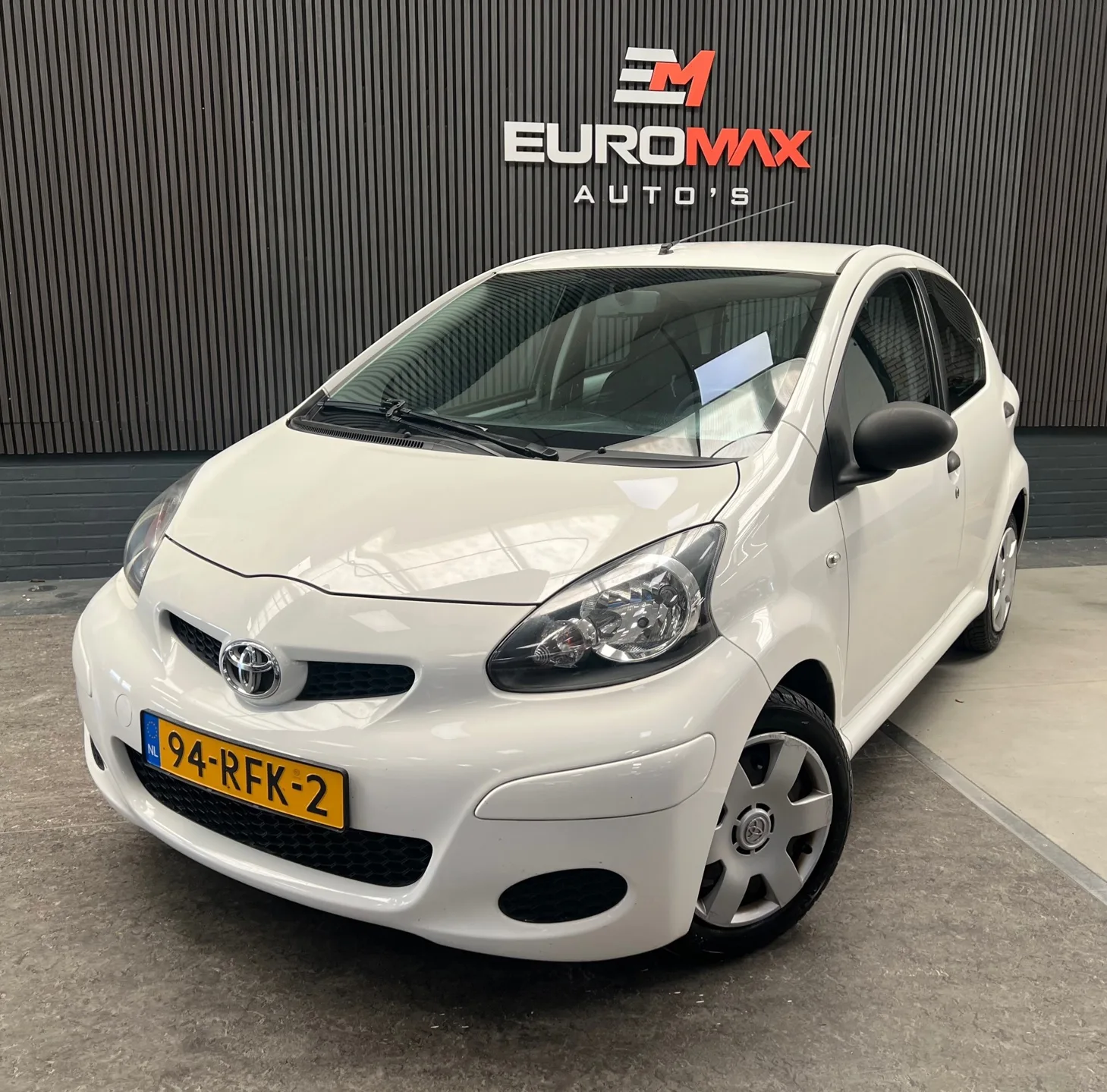 Toyota Aygo (2011) — foto 1