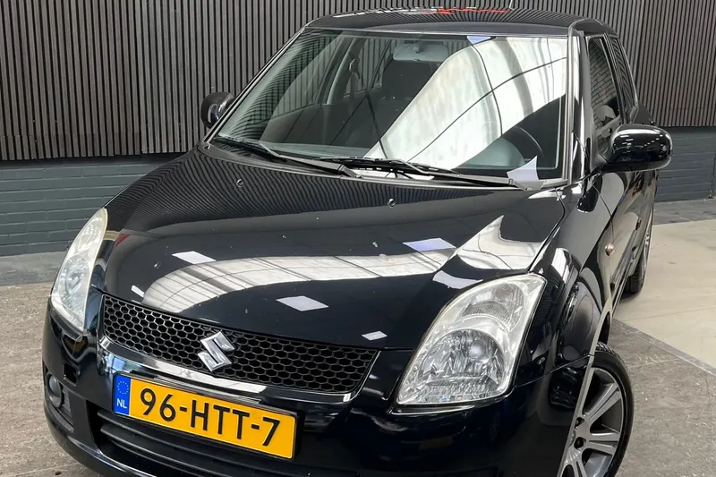 Suzuki Swift (2009)