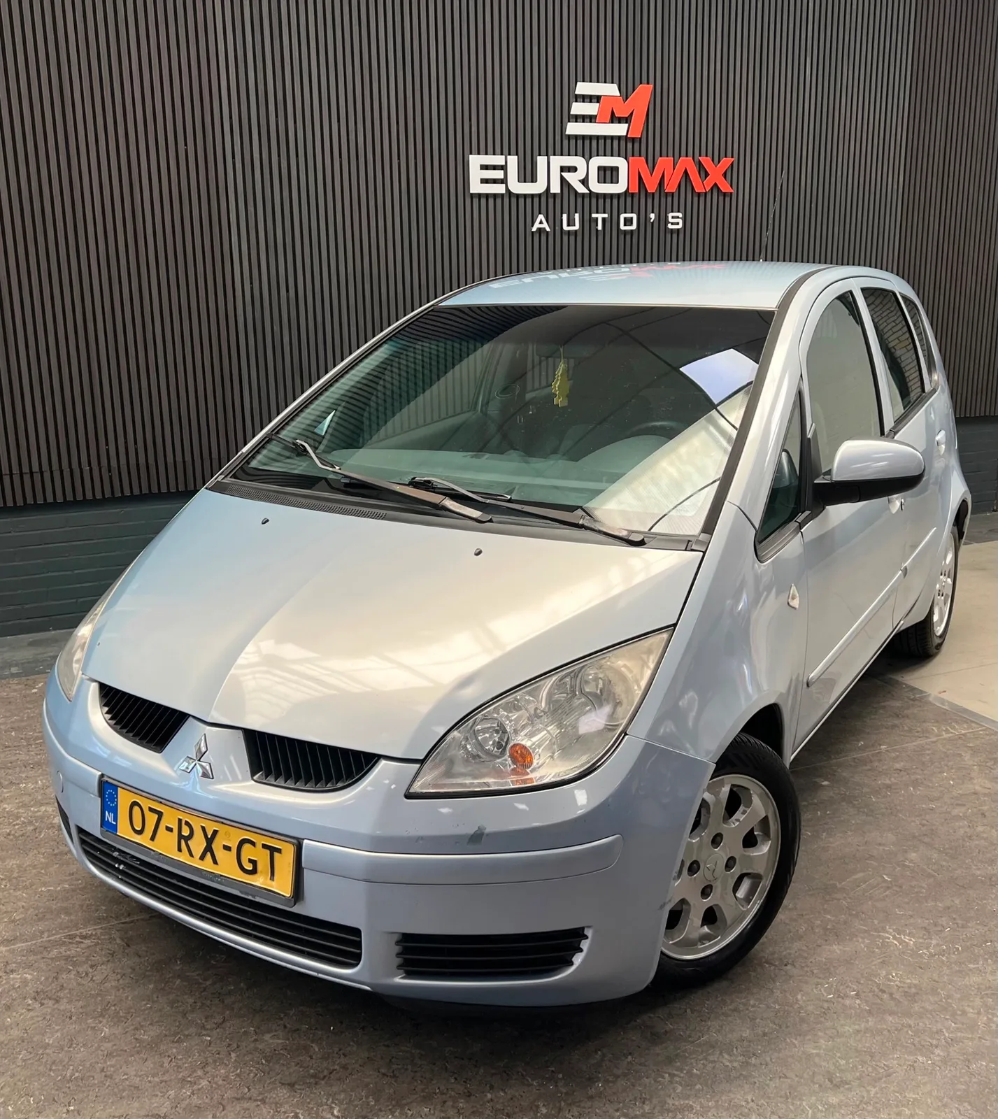 Mitsubishi Colt (2005) — foto 1