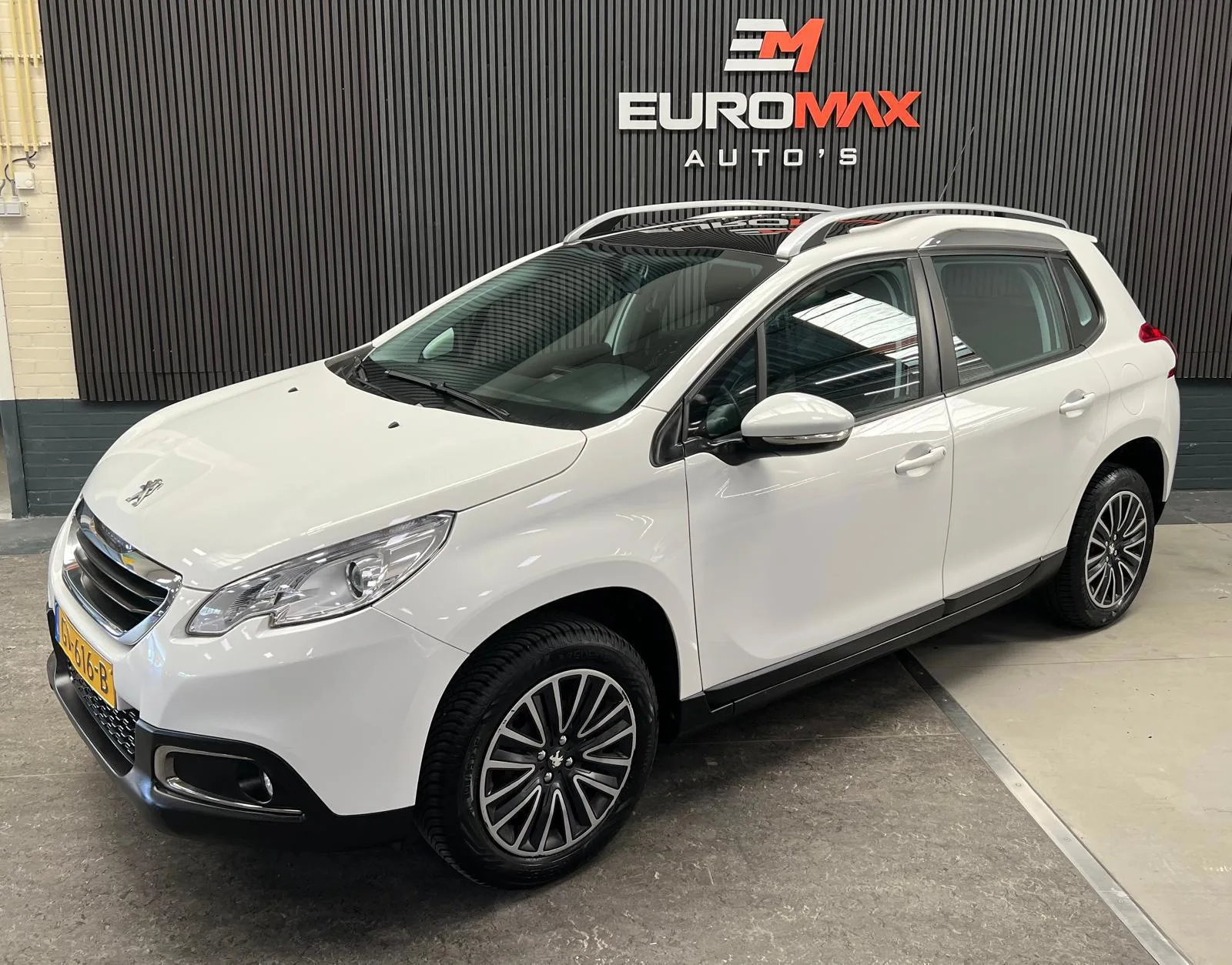 Peugeot 2008 (2015) — foto 1