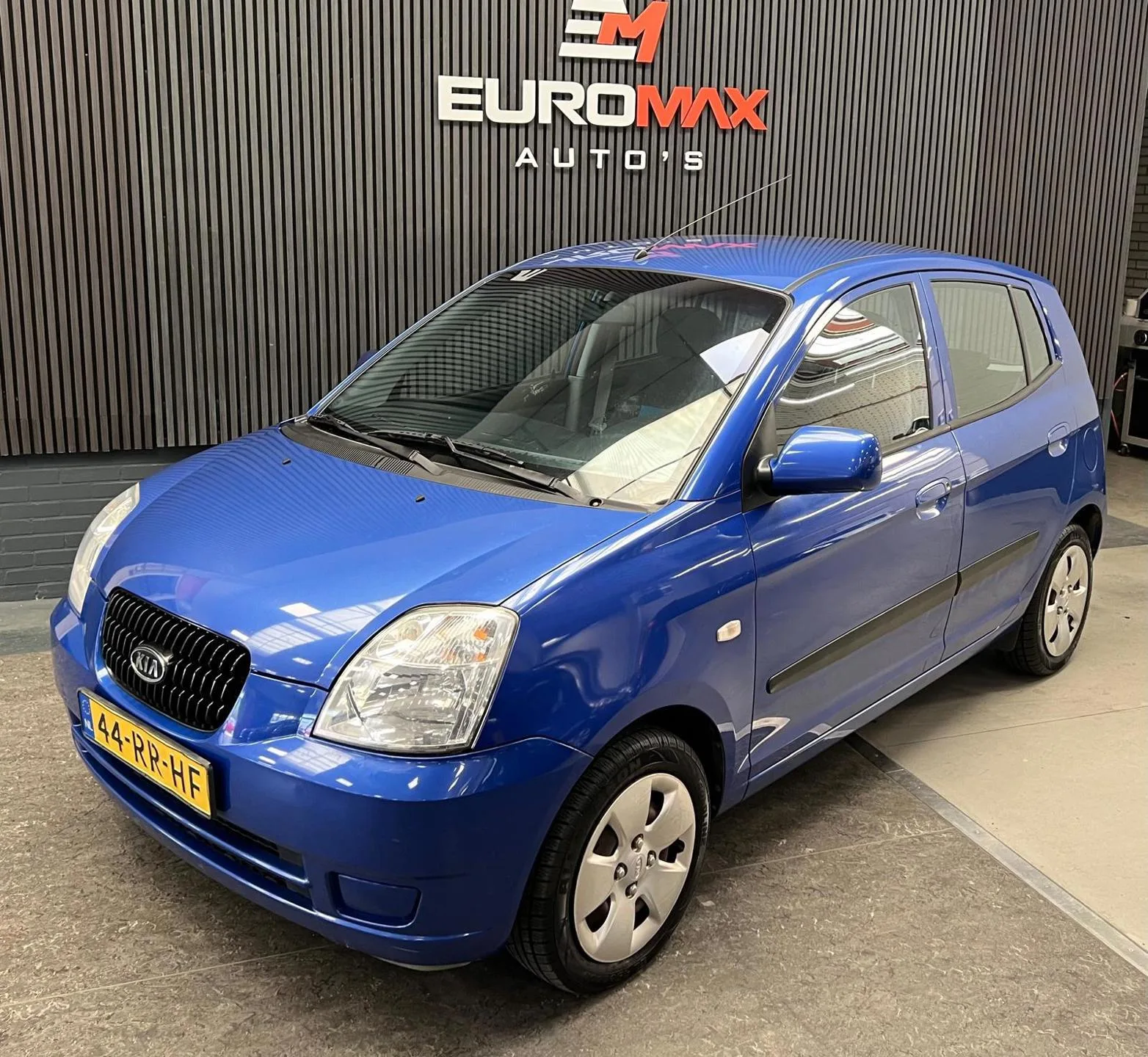 Kia Picanto (2005) — foto 1