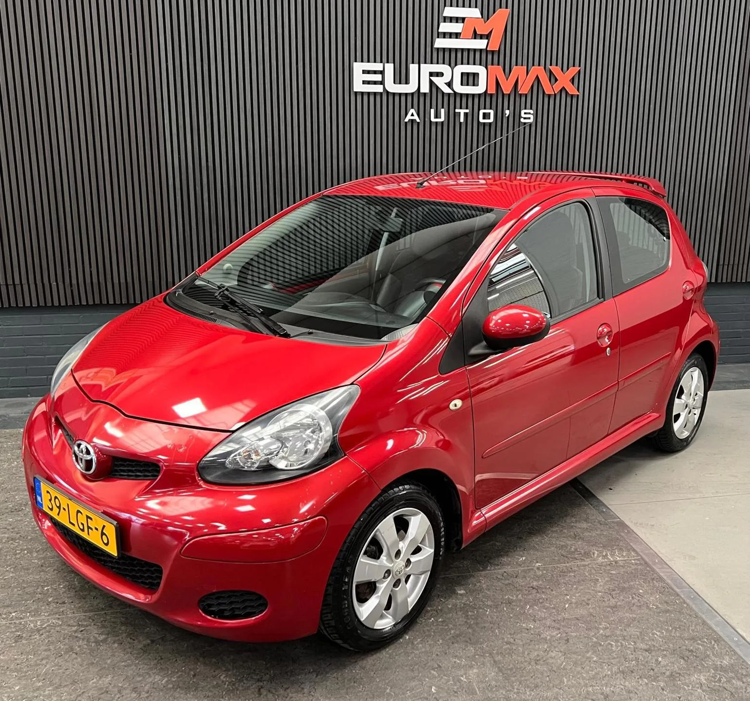 Toyota Aygo (2010) — foto 1