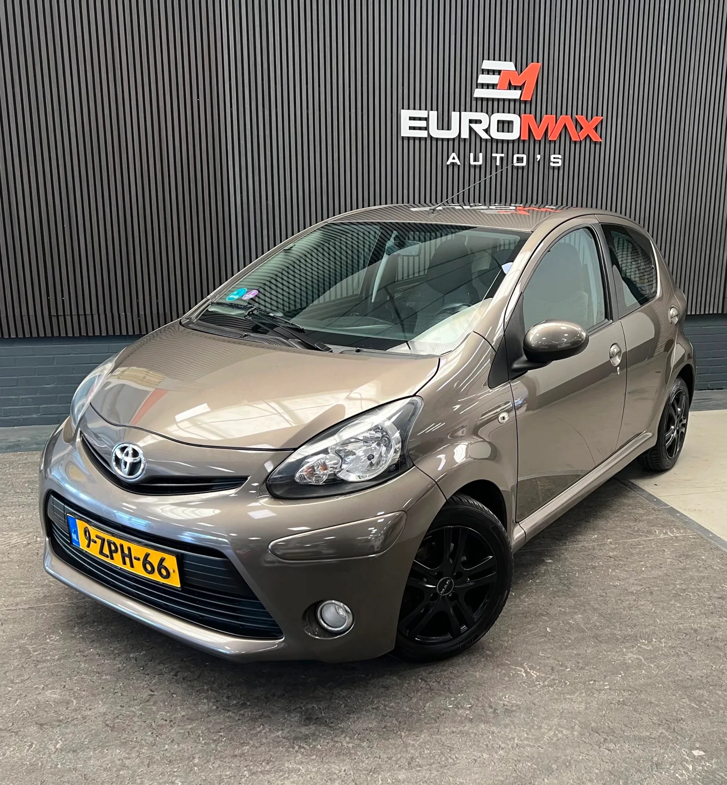 Toyota Aygo (2013) — foto 1