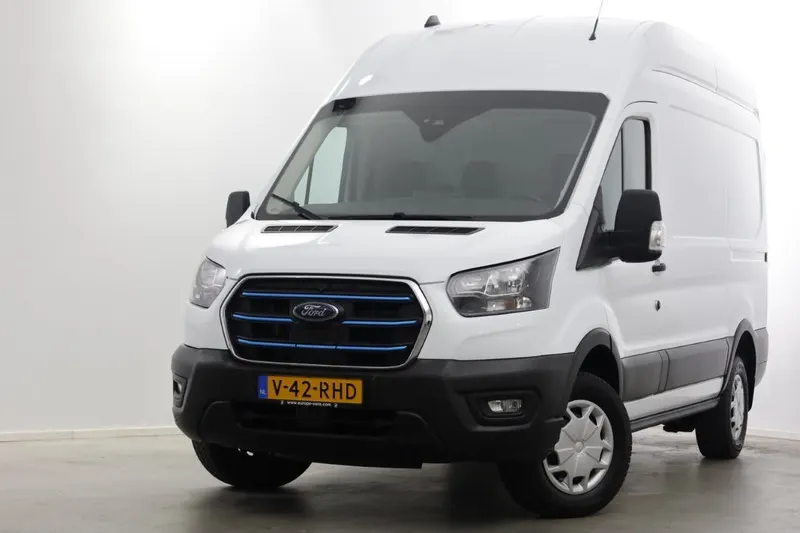 Ford E-Transit (2024)