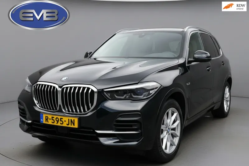 BMW X5 (2022)