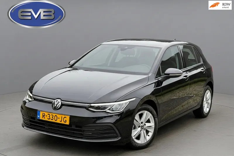 Volkswagen Golf (2022)