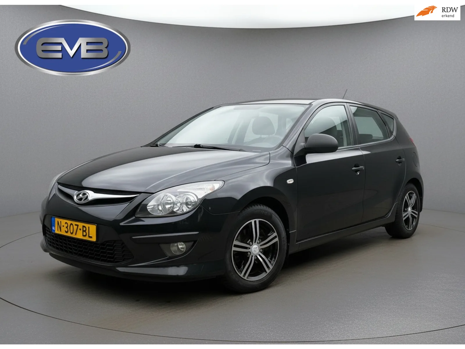 Hyundai i30 (2011) — foto 1