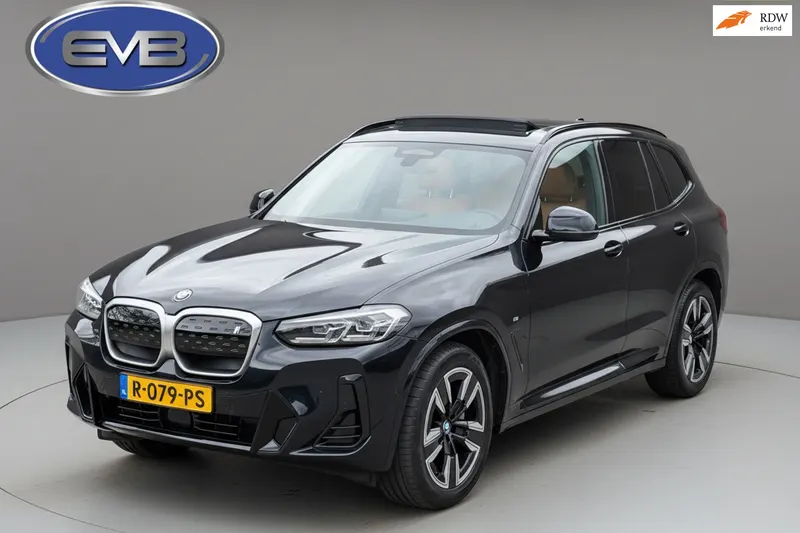 BMW iX3 (2022)