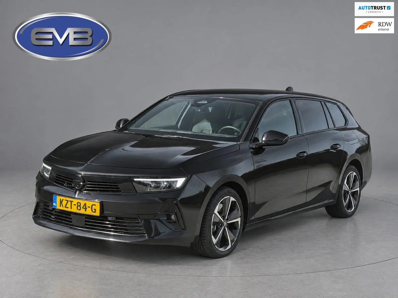 Opel Astra (2024) — foto 1