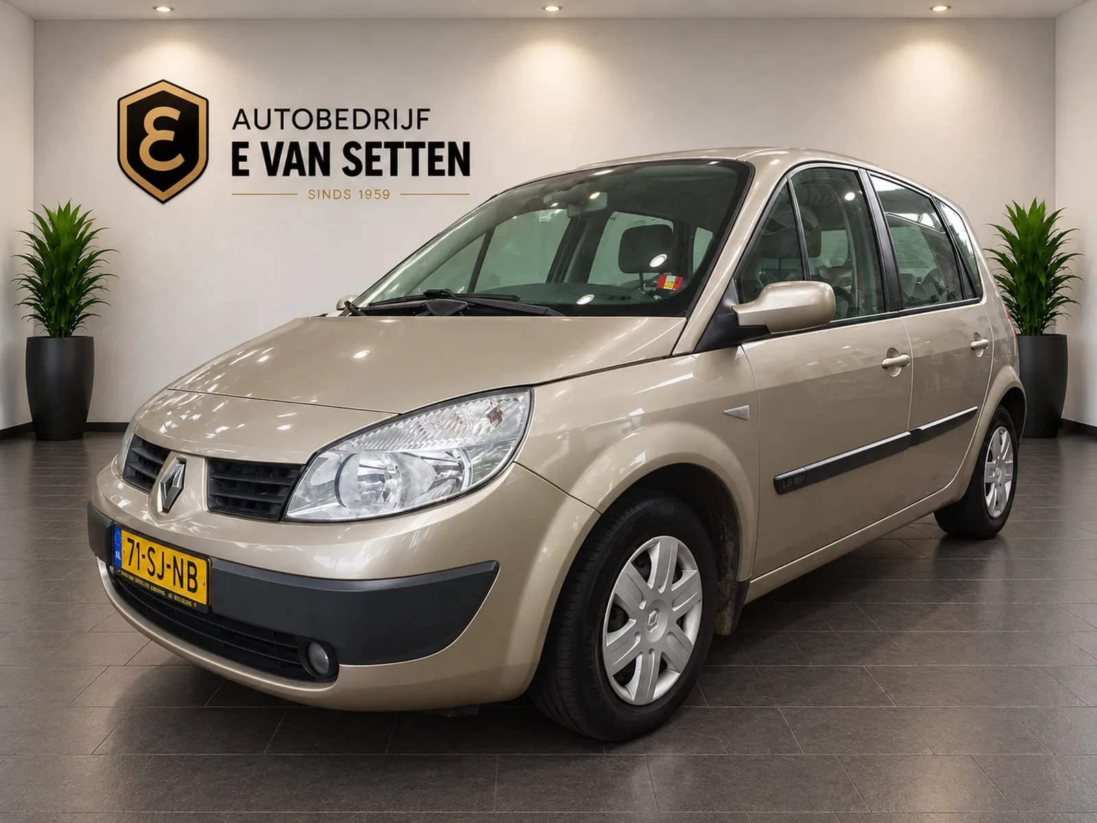 Renault Scénic (2006) — foto 1