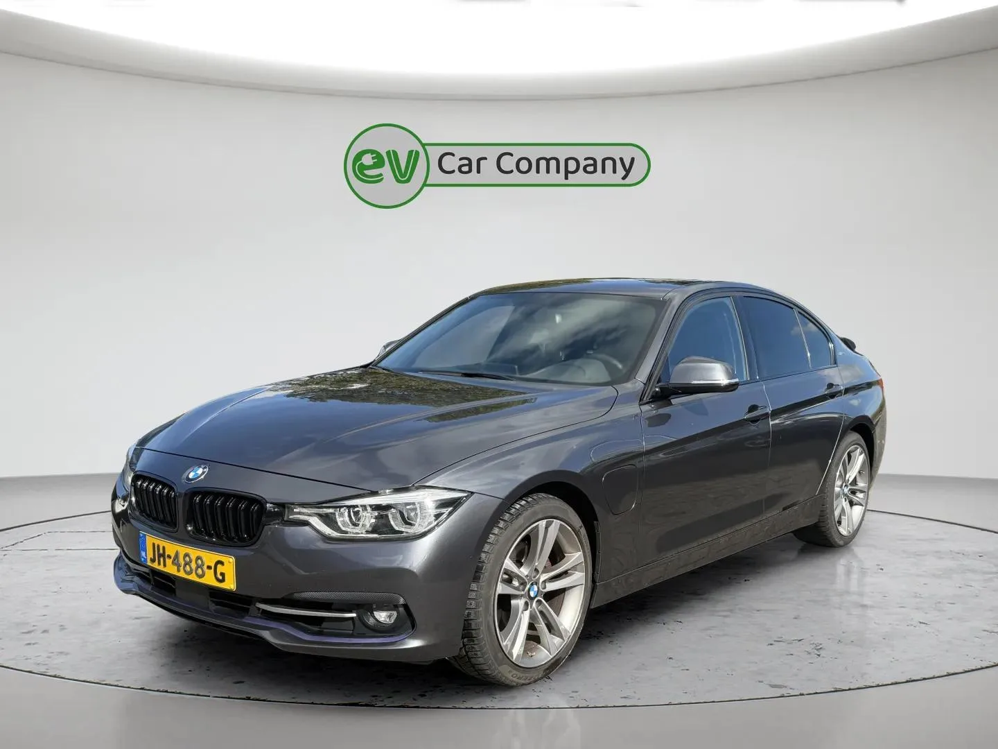 BMW 3-Serie (2016) — foto 1