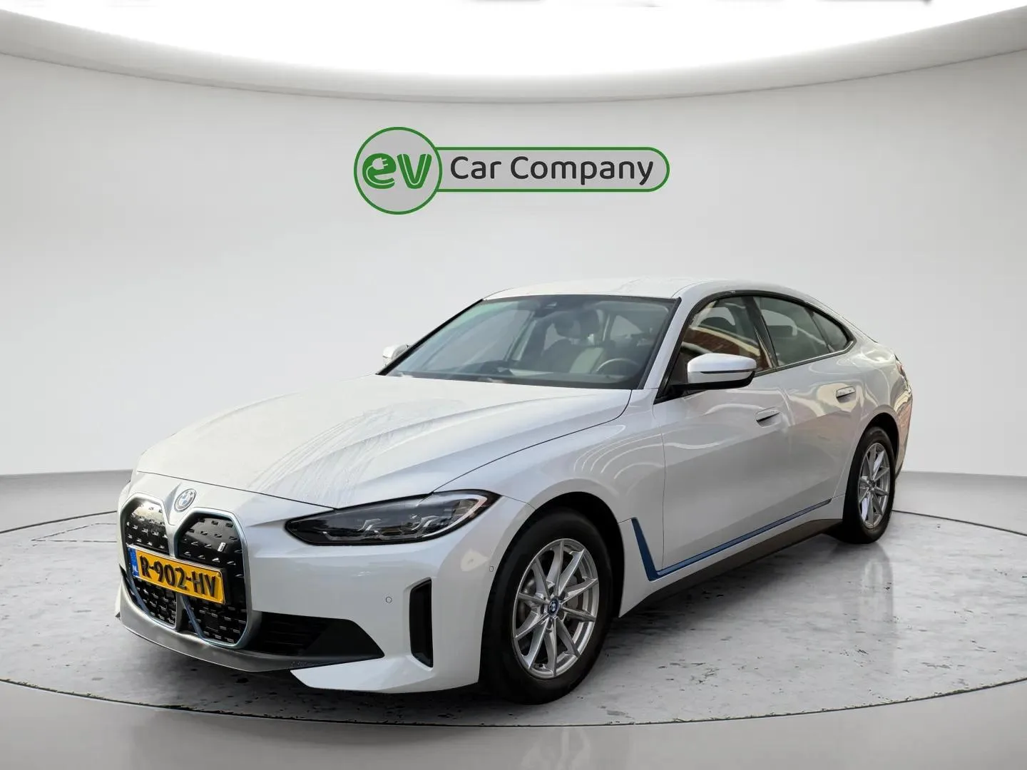 BMW i4 (2022) — foto 1