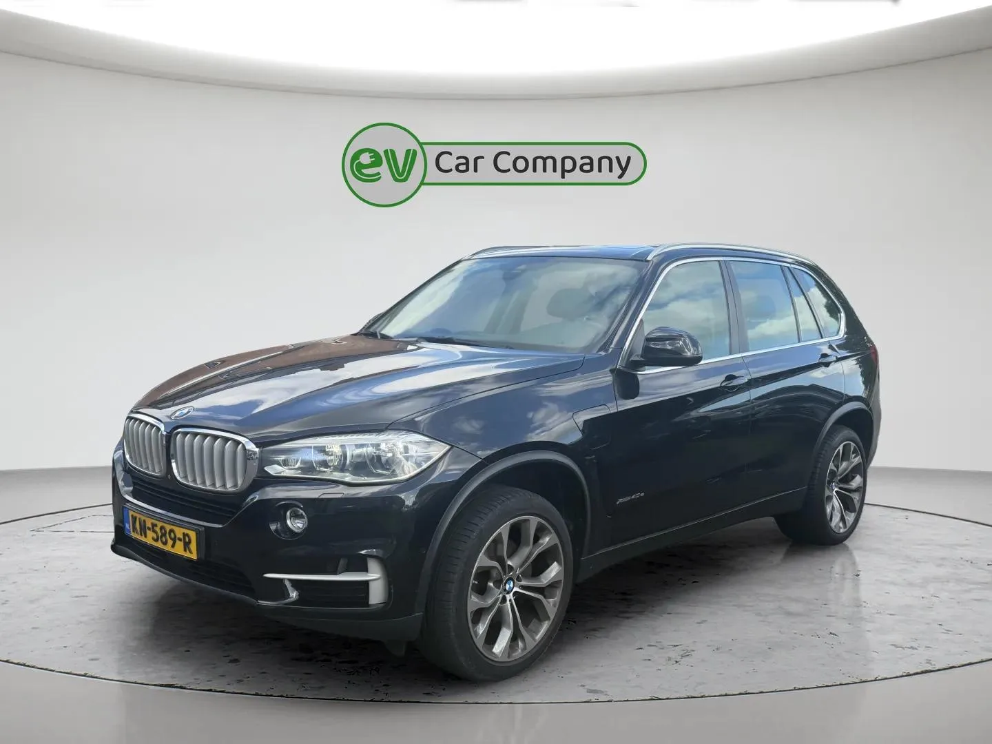 BMW X5 (2016) — foto 1