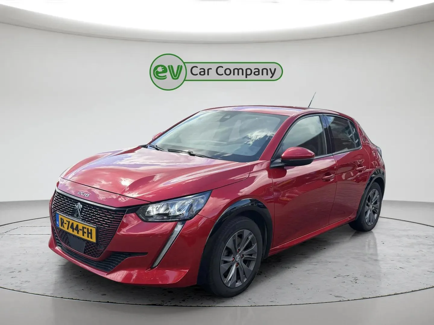 Peugeot e-208 (2020) — foto 1