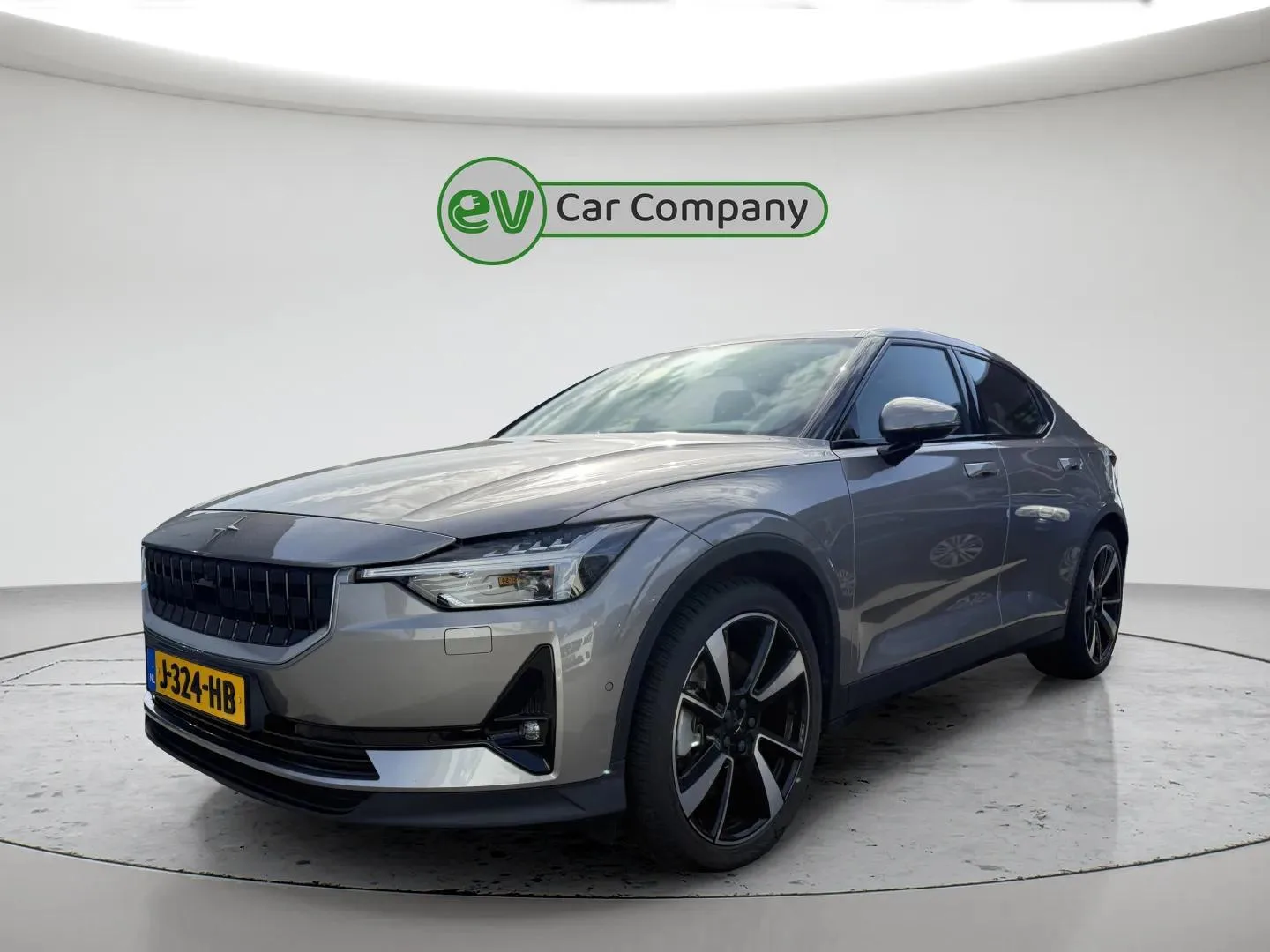 Polestar 2 (2020) — foto 1