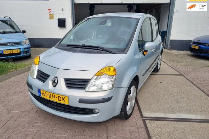 Renault Modus (2005)