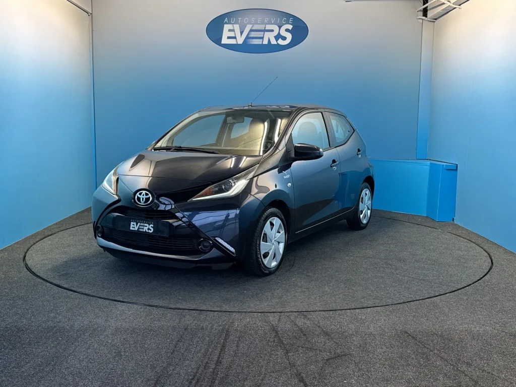 Toyota Aygo (2015) — foto 1