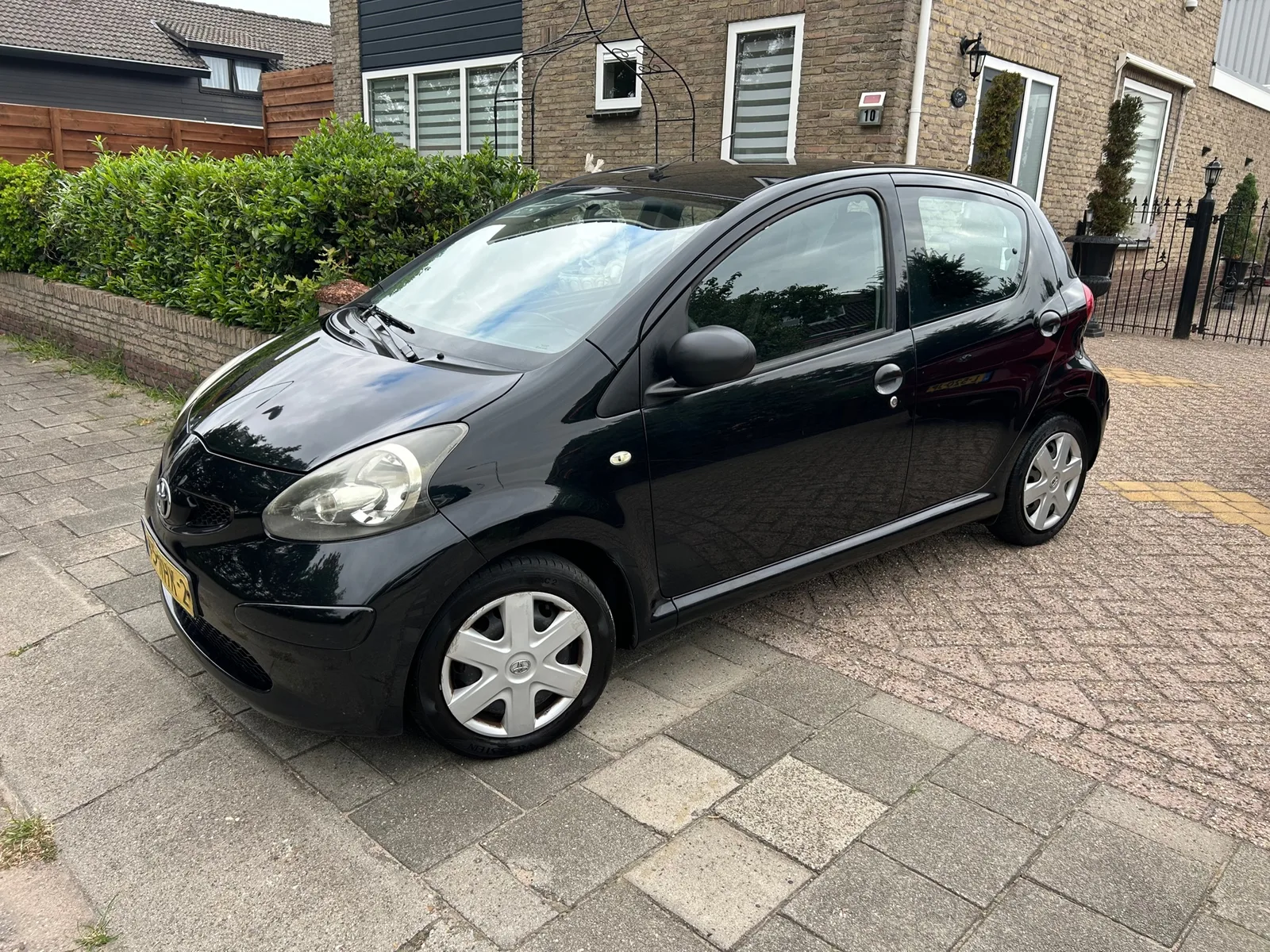 Toyota Aygo (2008) — foto 1