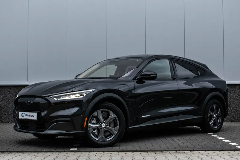 Ford Mustang (2022)