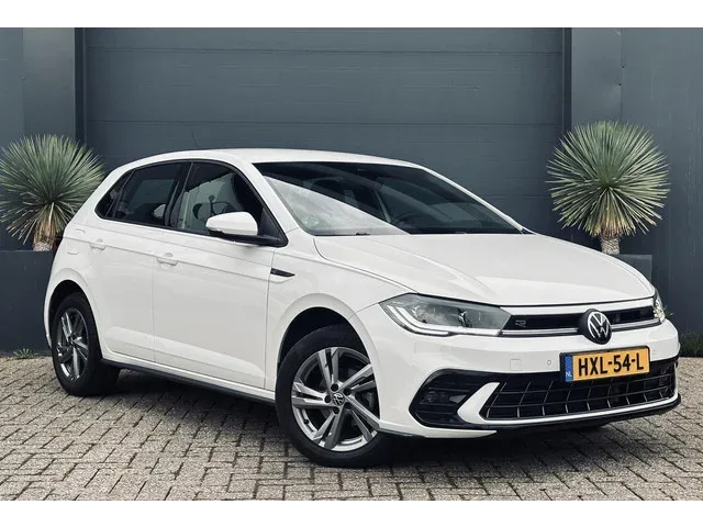 Volkswagen Polo (2024) — foto 1