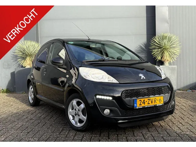 Peugeot 107 (2013) — foto 1