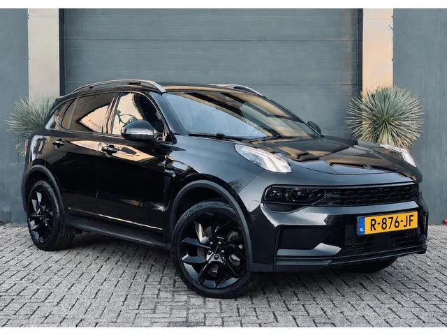 Lynk & Co 01 (2022) — foto 1