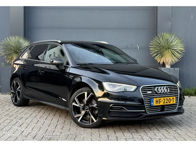 Audi A3 (2015) — foto 1