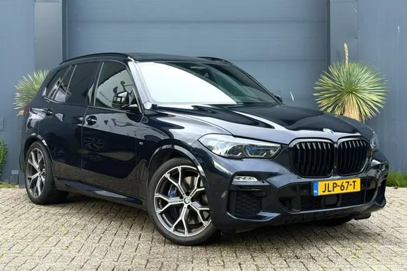 BMW X5 (2021)