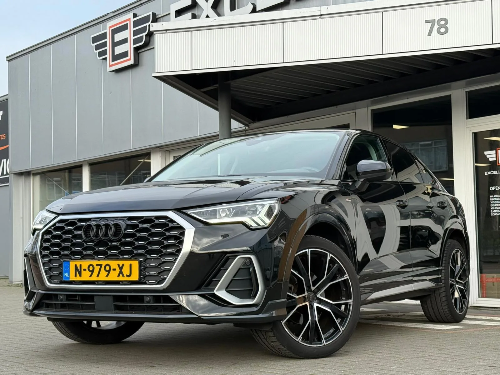 Audi Q3 Sportback (2021) — foto 1