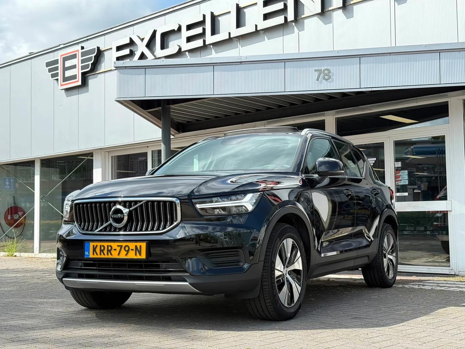 Volvo XC40 (2021) — foto 1