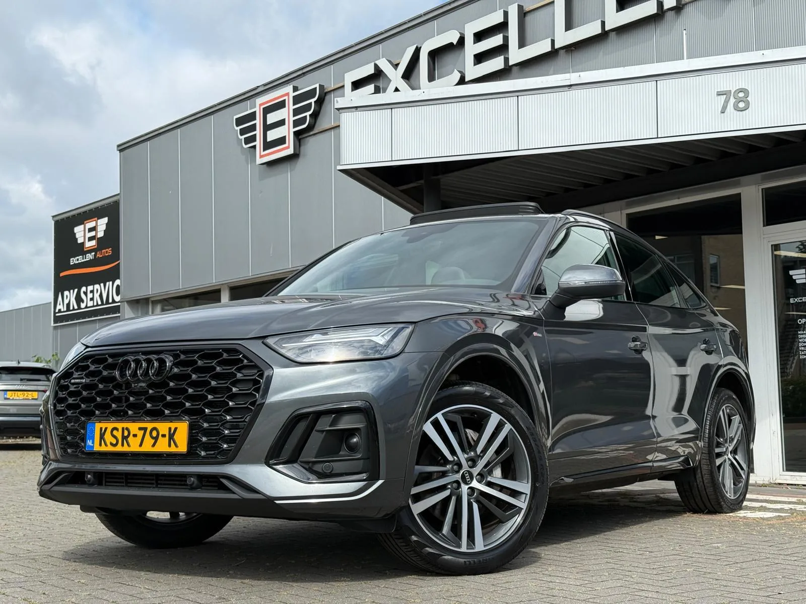 Audi Q5 Sportback (2023) — foto 1