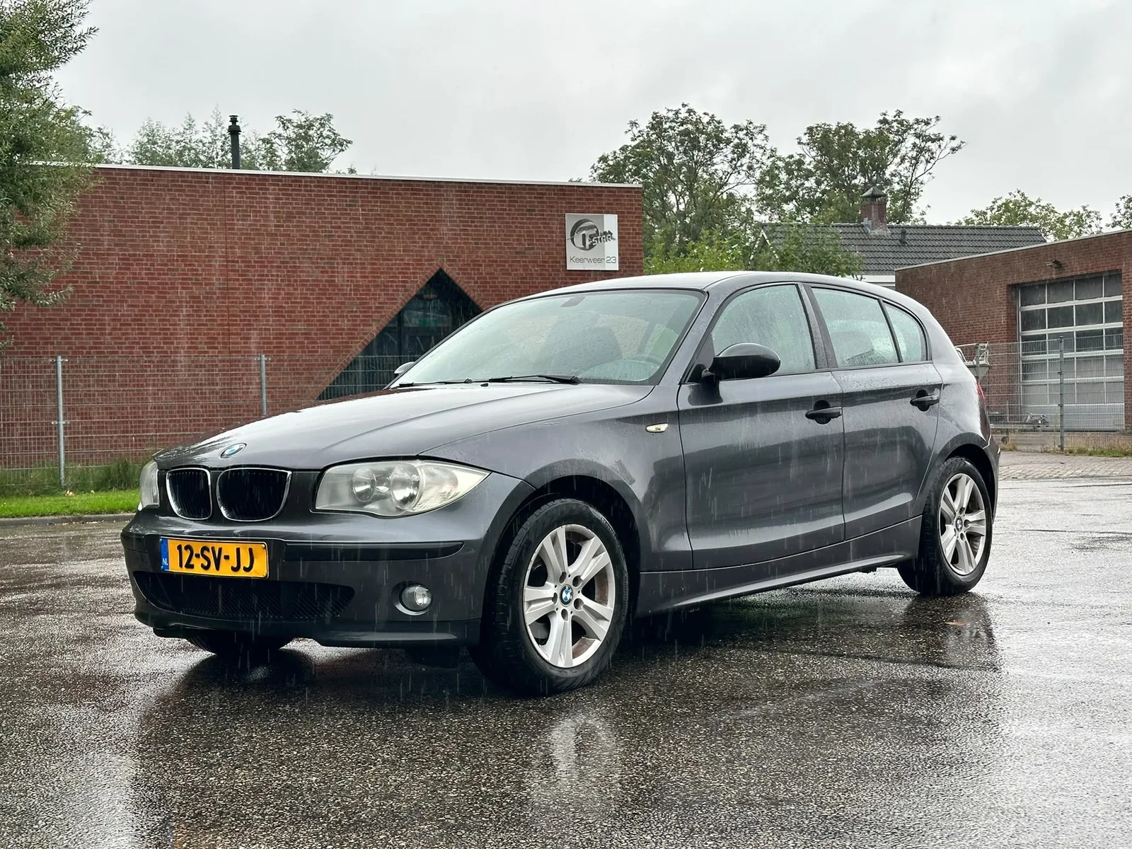 BMW 1-Serie (2006) — foto 1
