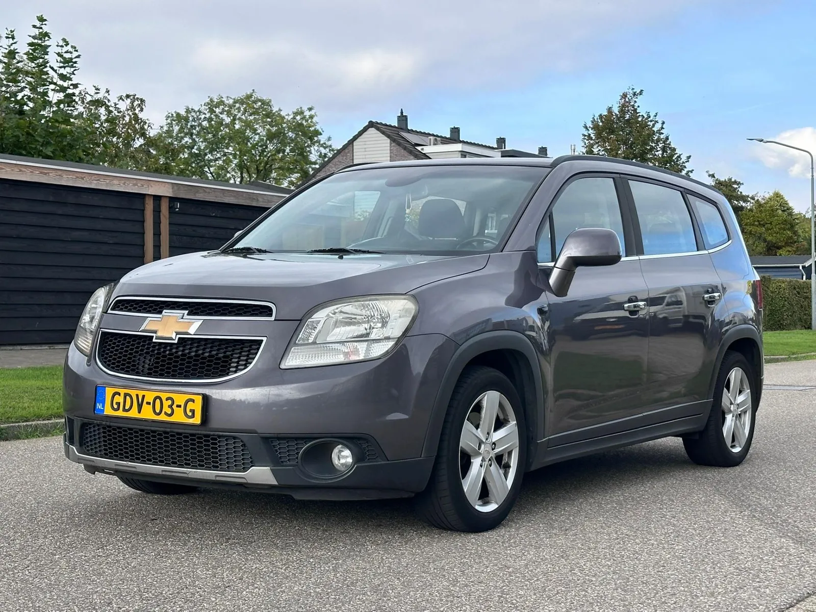 Chevrolet ORLANDO (2011) — foto 1
