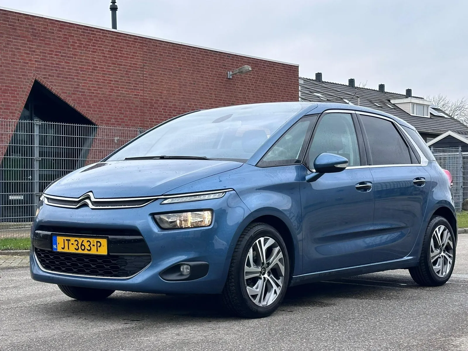 Citroën C4 Picasso (2016) — foto 1