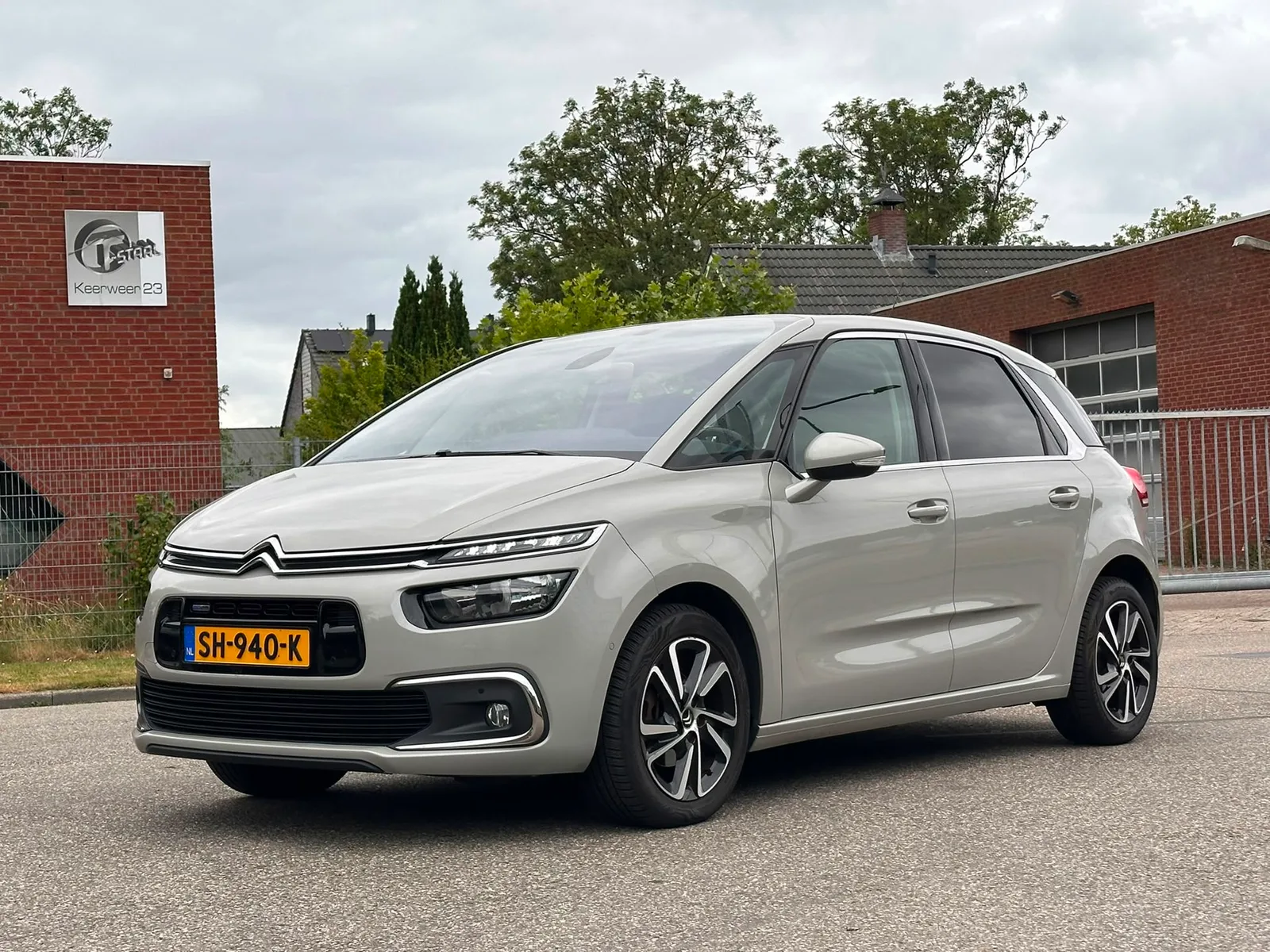Citroën C4 Picasso (2017) — foto 1