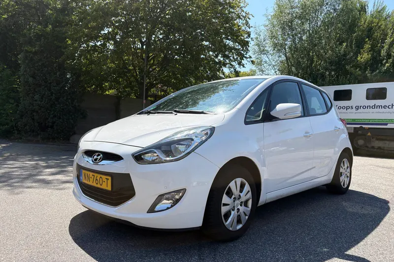 Hyundai ix20 (2011)