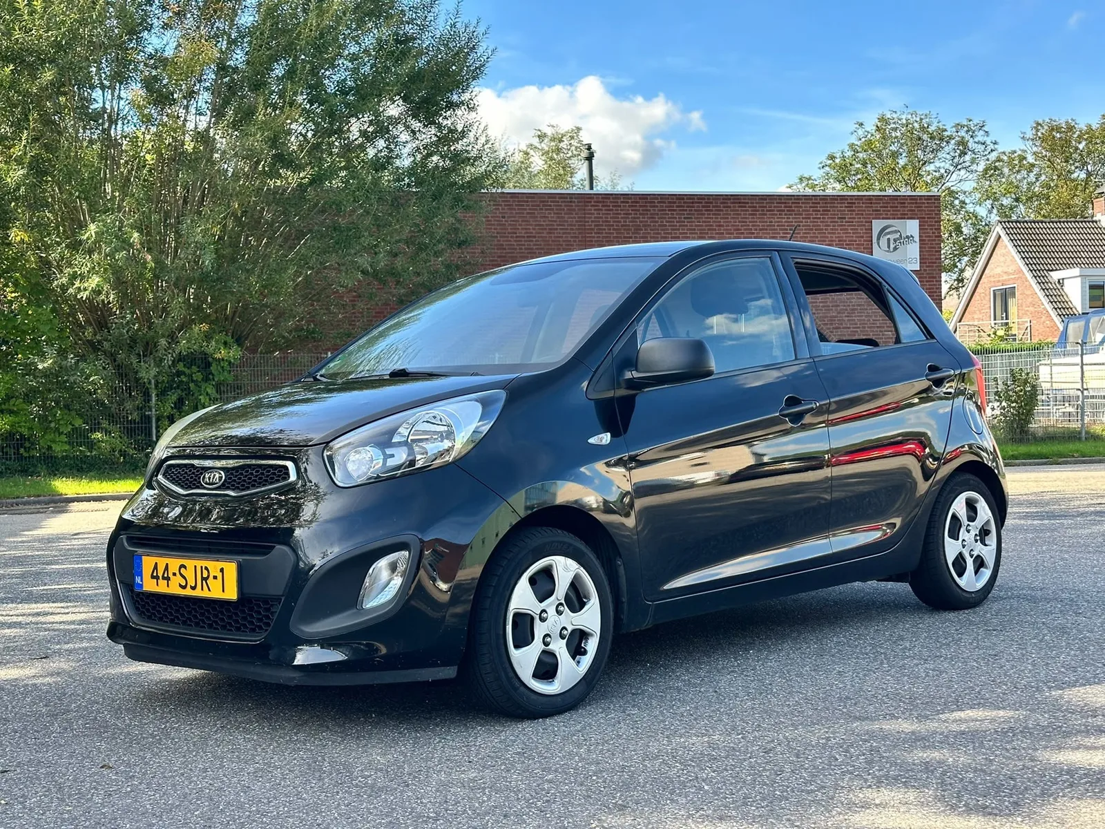 Kia Picanto (2012) — foto 1