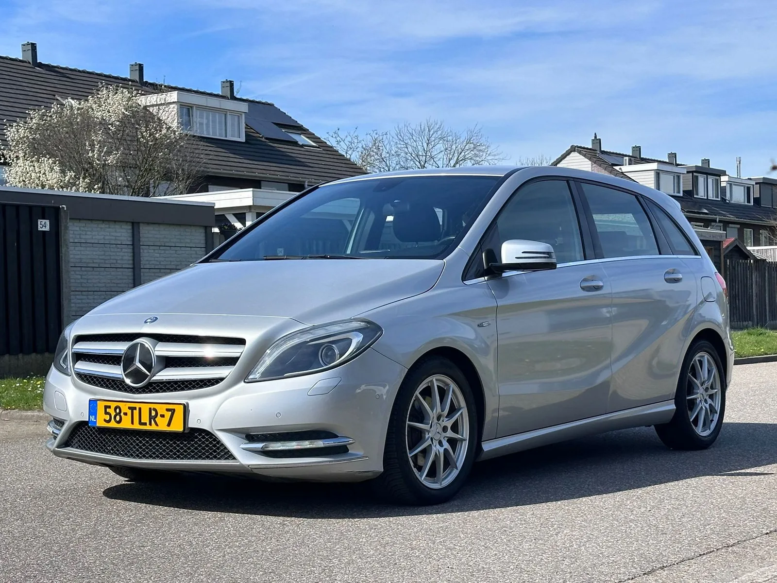 Mercedes-Benz B-Klasse (2012) — foto 1