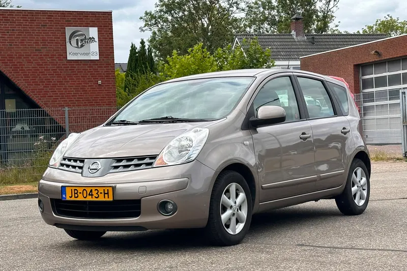 Nissan Note (2008)