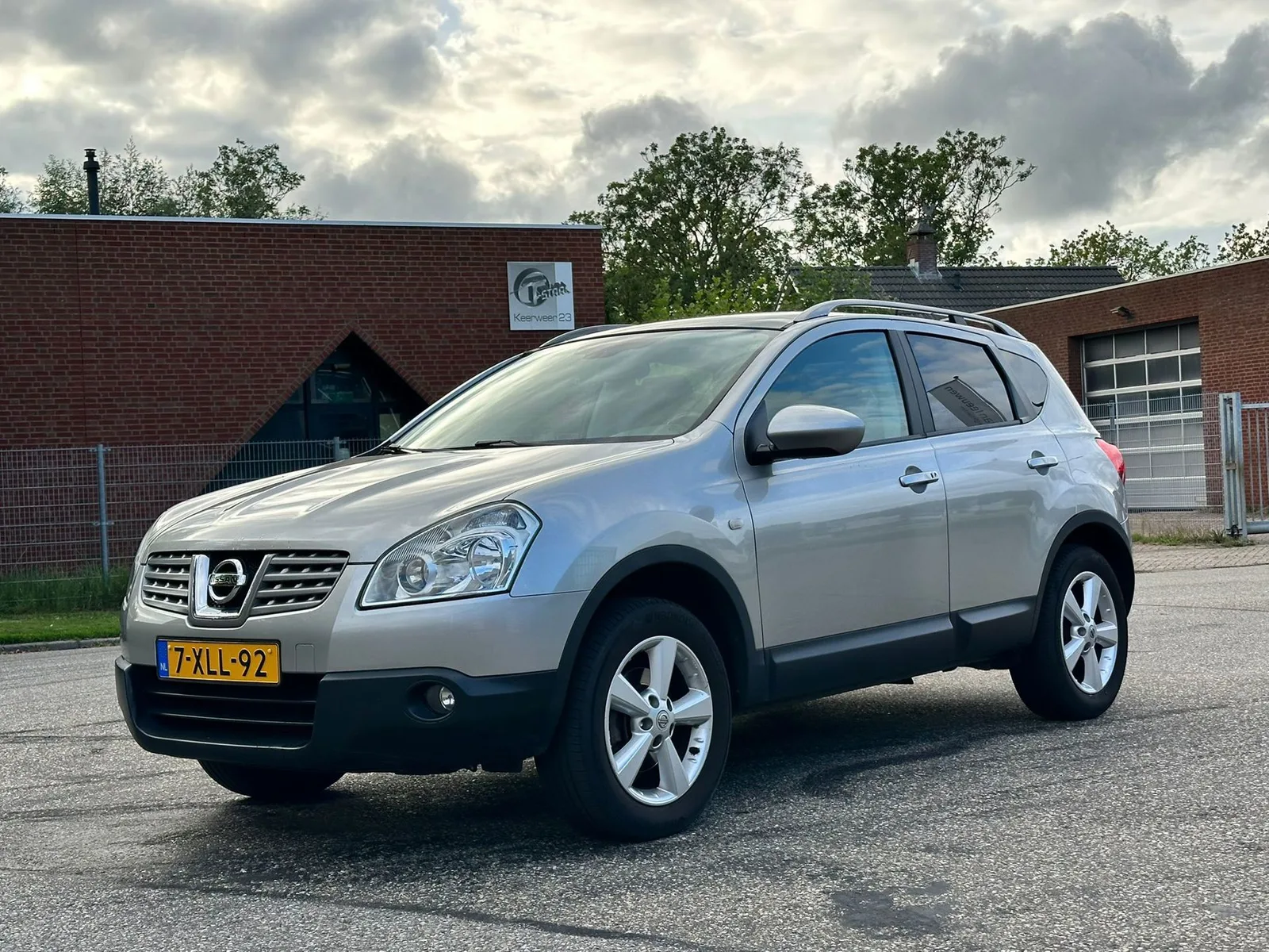 Nissan Qashqai (2009) — foto 1