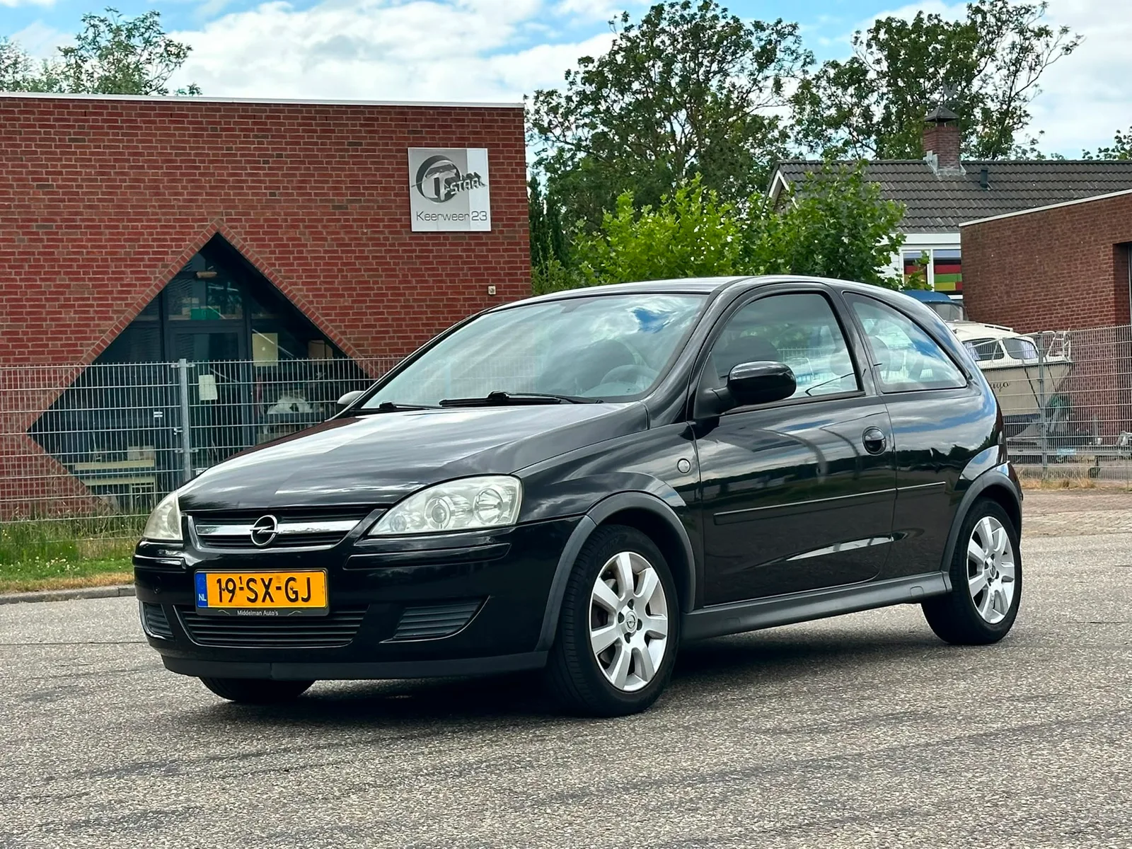 Opel Corsa (2006) — foto 1