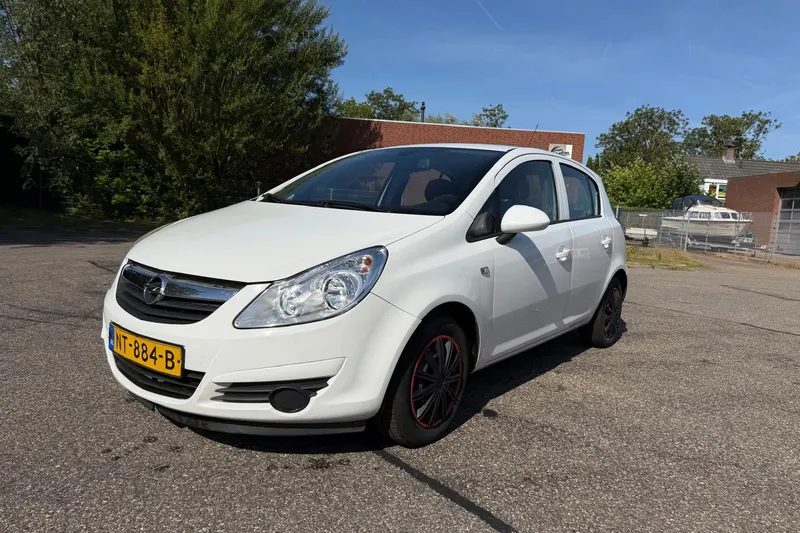 Opel Corsa (2009)