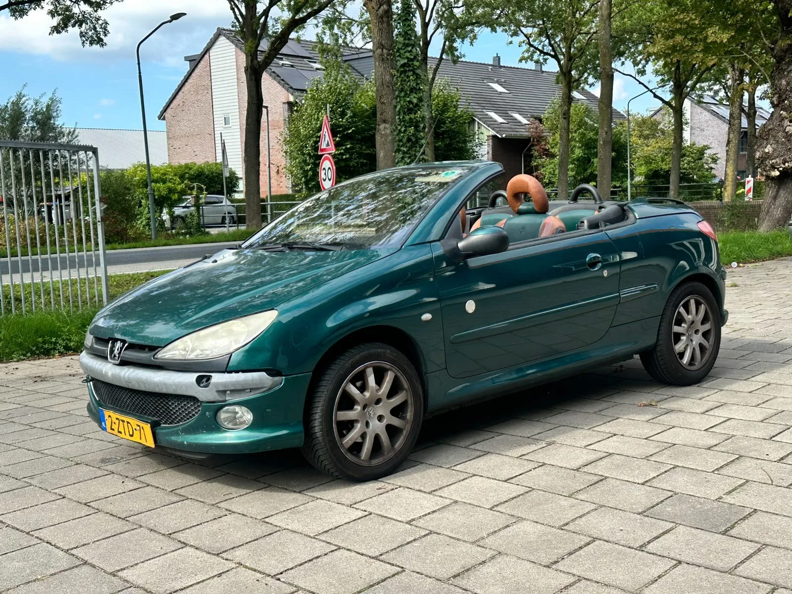 Peugeot 206 (2003) — foto 1